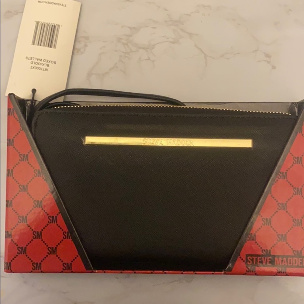Steve Madden Wallet Clutch